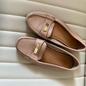 Calvin Klein Women's Leta Loafers Size 9.5